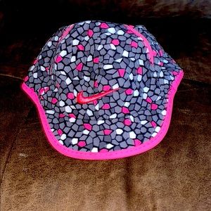 Toddler girl Nike cap